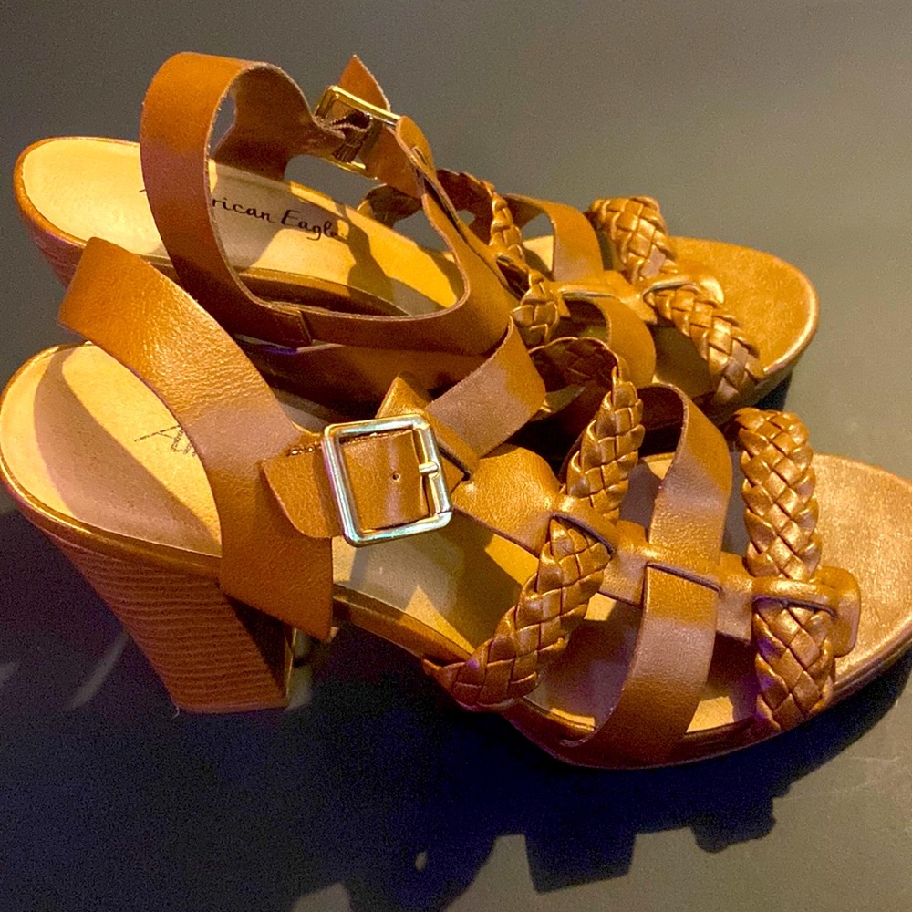 American Eagle Brown Sandal Platform Heels